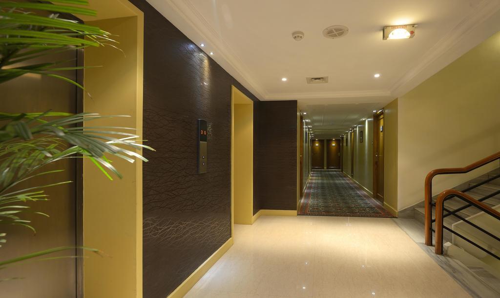 Cag Pride Hotel Kojambuttúr Kültér fotó